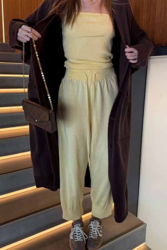 Брюки джоггеры вязаные LIGHT YELLOW