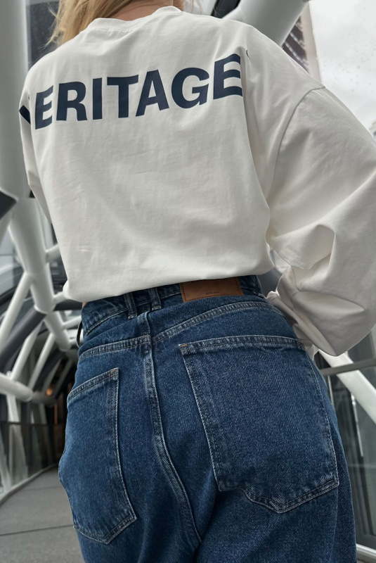 Лонгслив на кулисе 05 WHITE