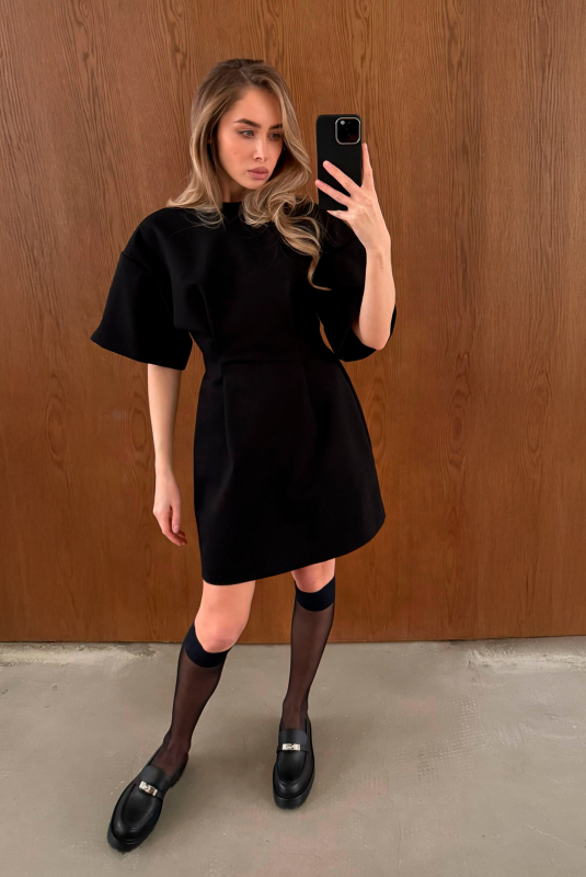 Платье с коротким рукавом BLACK