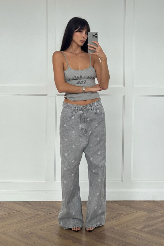 Джинсы на низкой посадке с паттерном