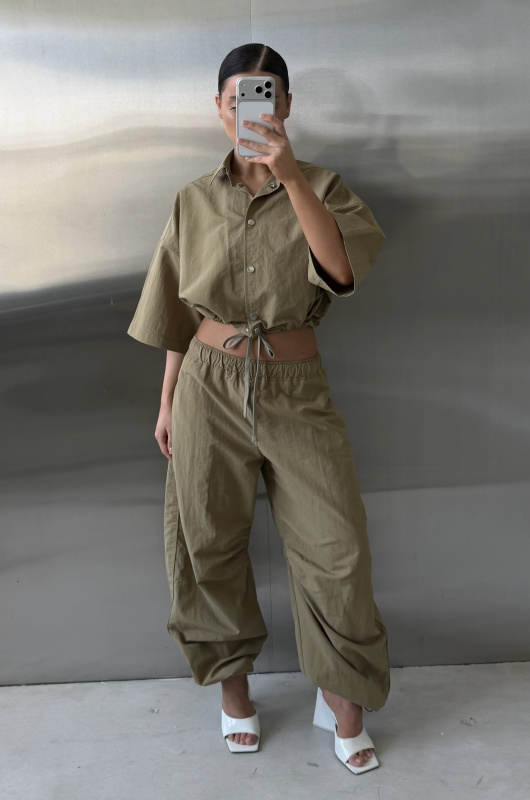 Брюки «бананы» плащевые