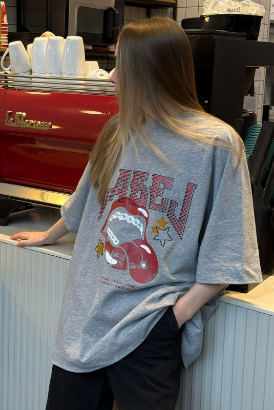 Футболка со стразами (серая)