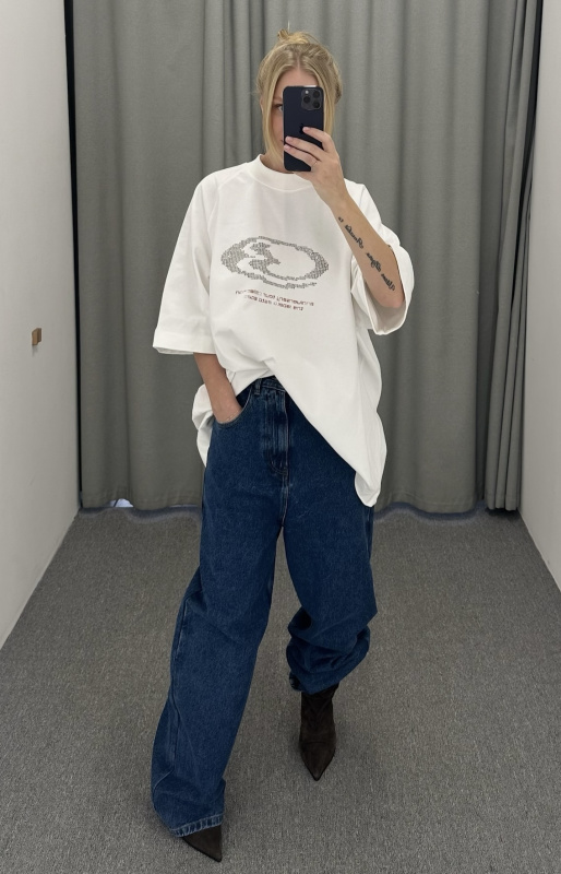 Футболка со стразами WHITE