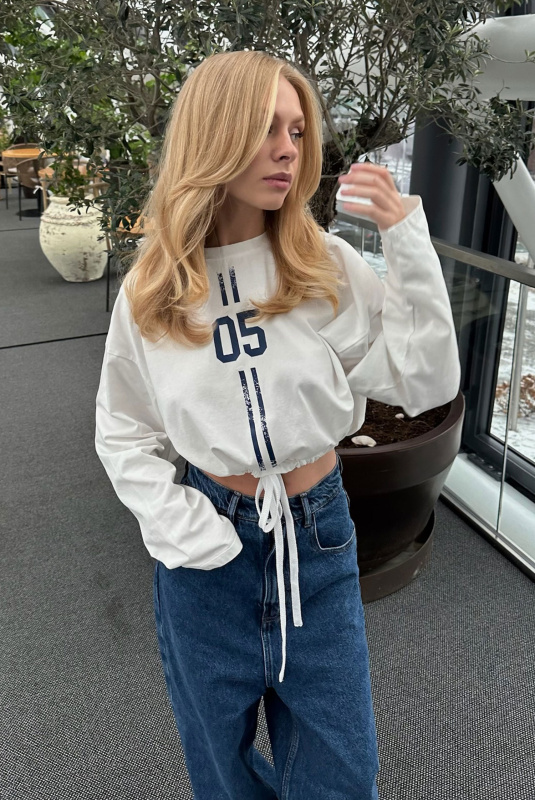 Лонгслив на кулисе 05 WHITE