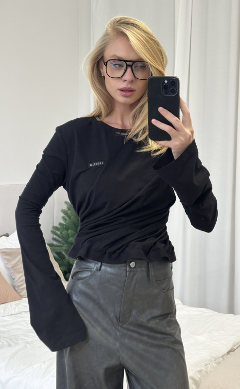 Лонгслив с перекрутом (черный)