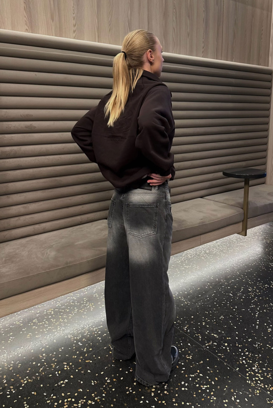 Джинсы на низкой посадке