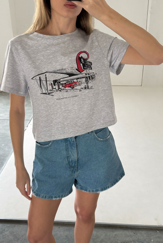 Футболка укороченная с принтом REFUELLING GREY