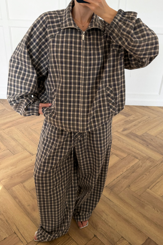 Олимпийка в клетку