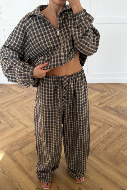 Олимпийка в клетку