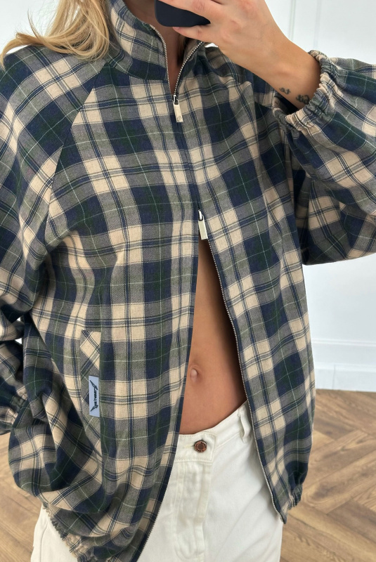 Олимпийка в клетку