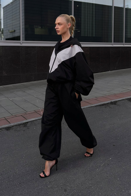 Брюки «бананы» плащевые BLACK