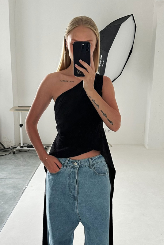 Топ "Swallow" Черный ULLA & LABEL .B