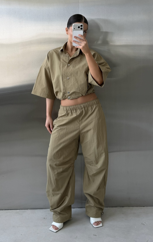 Брюки «бананы» плащевые