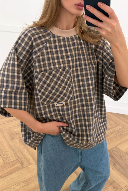 Футболка объемная в клетку