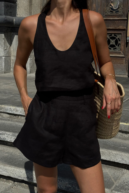 Майка укороченная изо льна BLACK