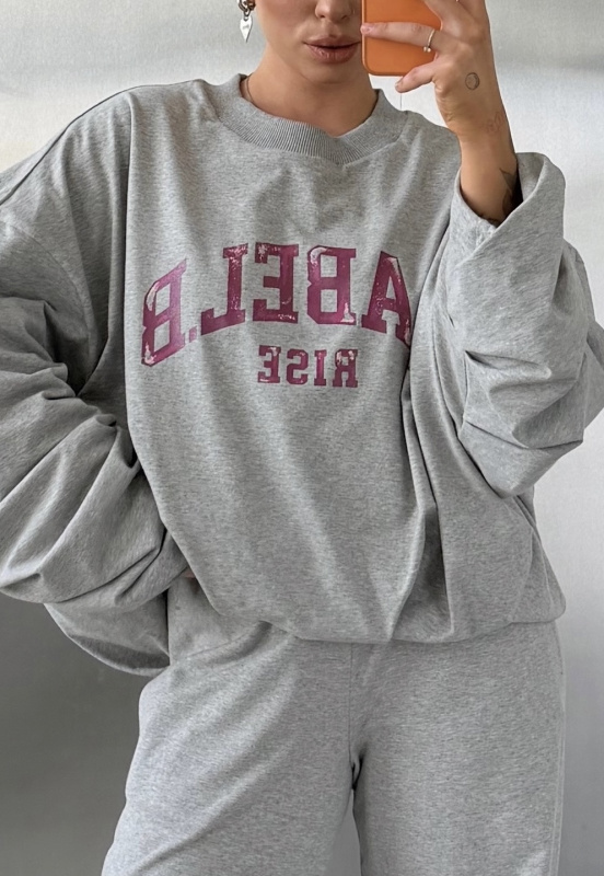 Свитшот с защипами тонкий