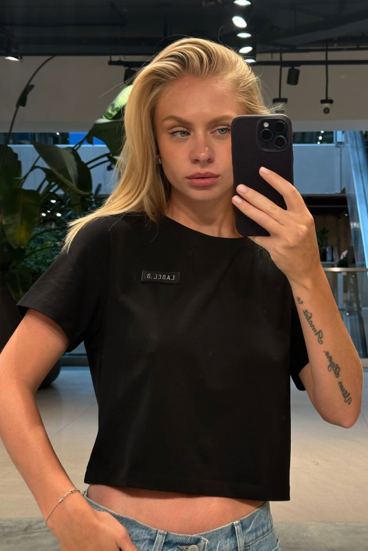 Футболка укороченная BLACK