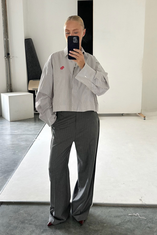 Рубашка обьемная укороченная GREY Рубашка обьемная укороченная GREY