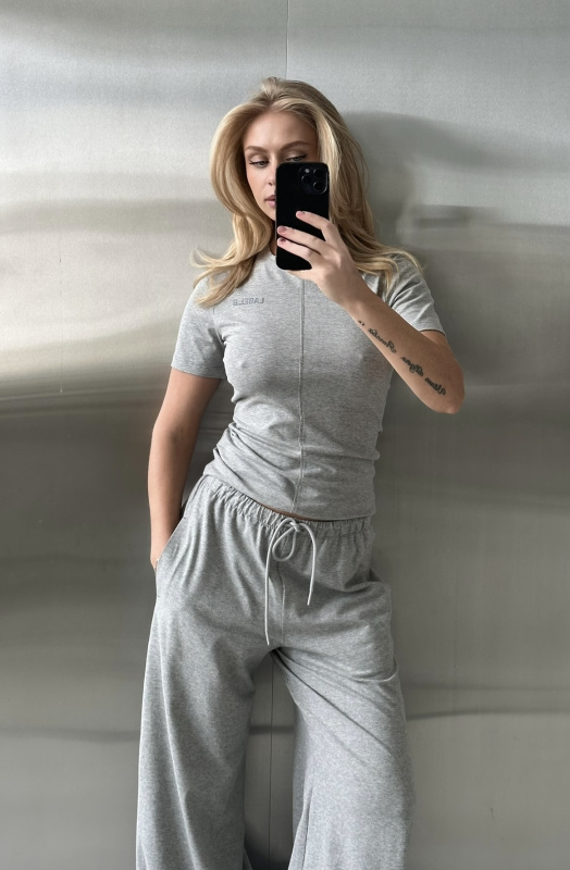 Футболка Слим-фит