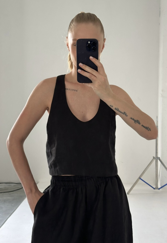 Майка укороченная изо льна BLACK