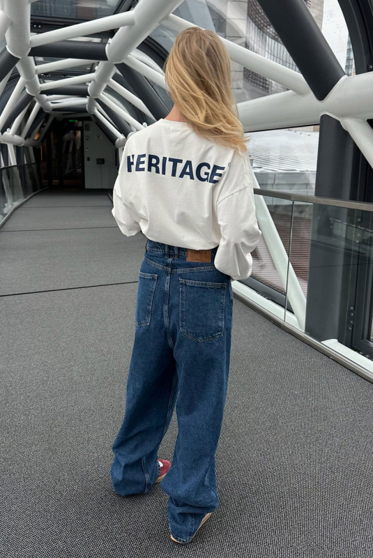 Джинсы на высокой посадке