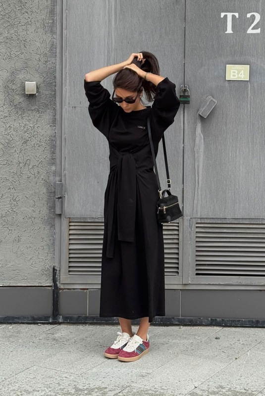 Платье объемное BLACK