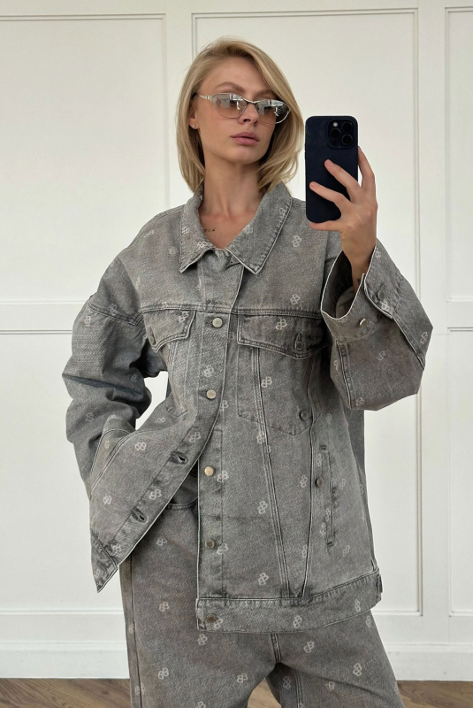 Джинсовка объемная в паттерн