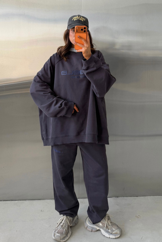 Свитшот овер фит