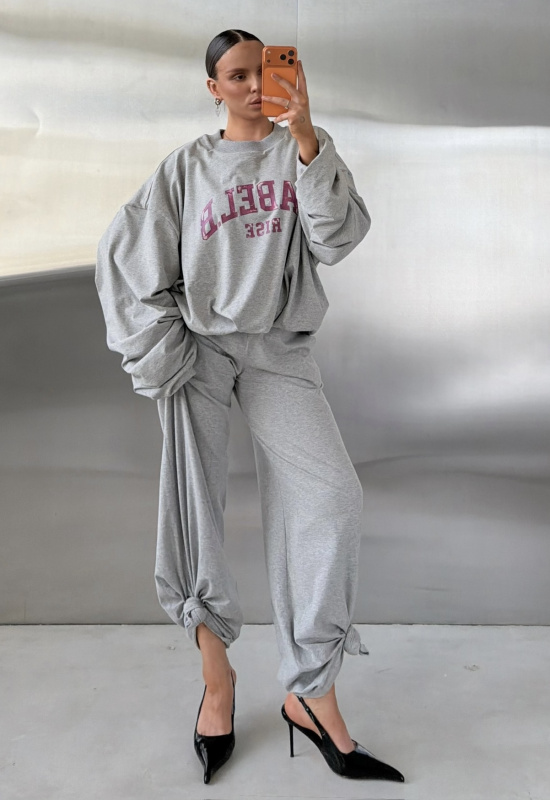 Свитшот с защипами тонкий