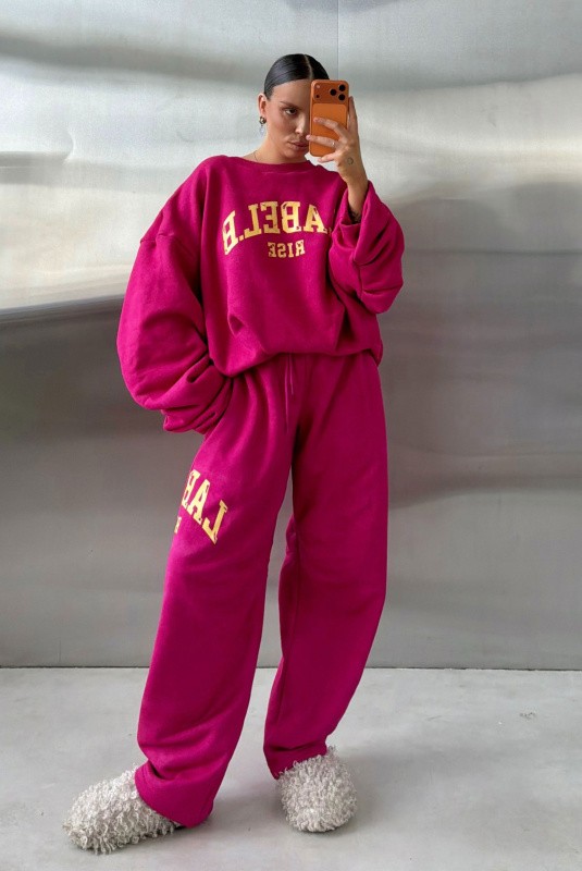 Свитшот с защипами