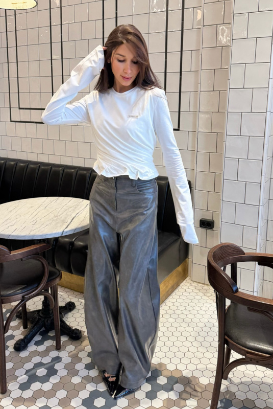 Брюки "бананы" из экокожи GREY