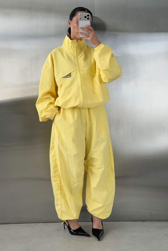 Куртка плащевая