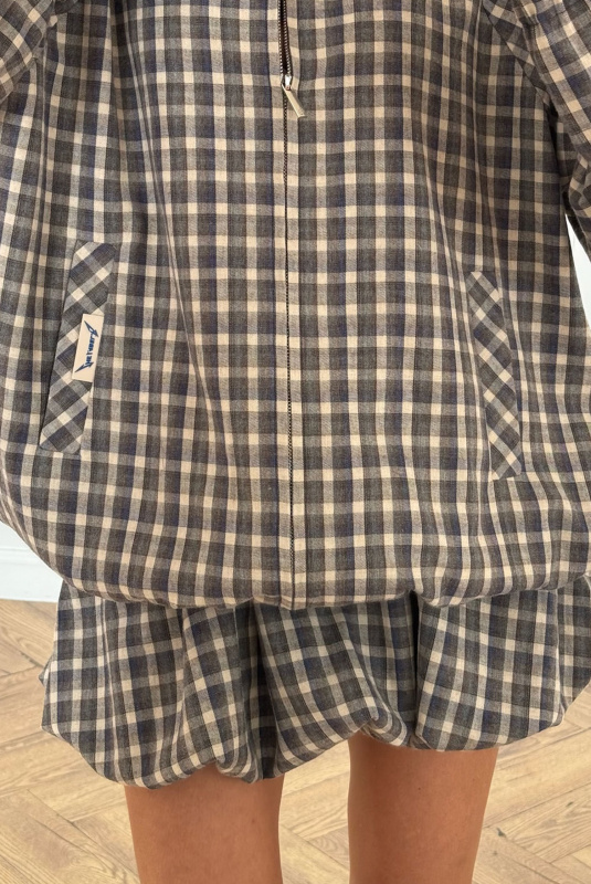 Олимпийка в клетку