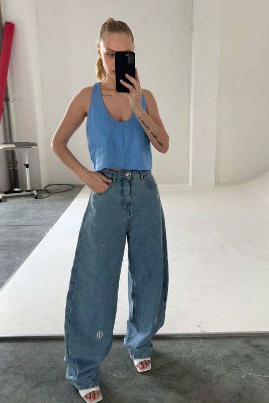 Майка укороченная изо льна LIGHT BLUE