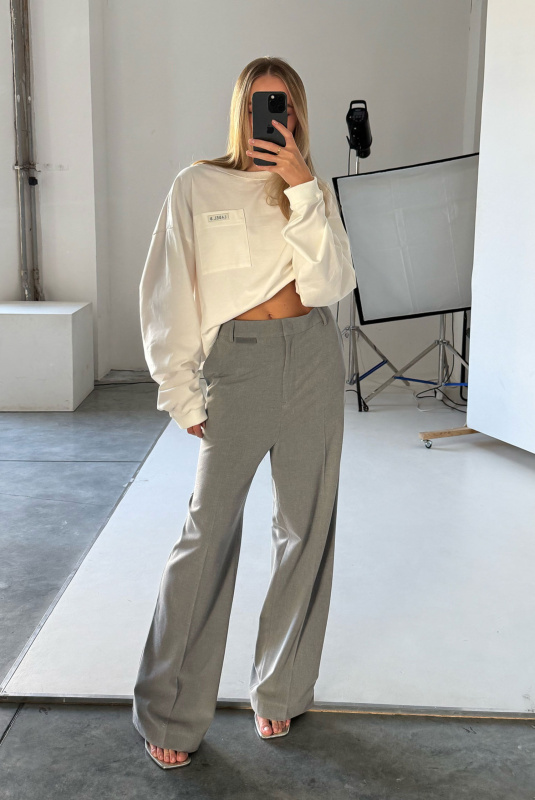 Лонгслив укороченный с карманом WHITE