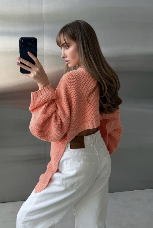 Джемпер с открытой спиной