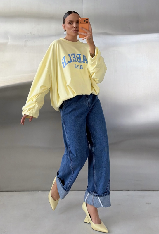 Свитшот с защипами тонкий