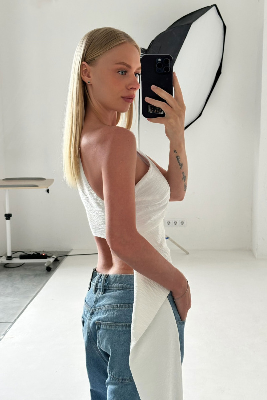 Топ "Swallow" Молочный ULLA & LABEL .B